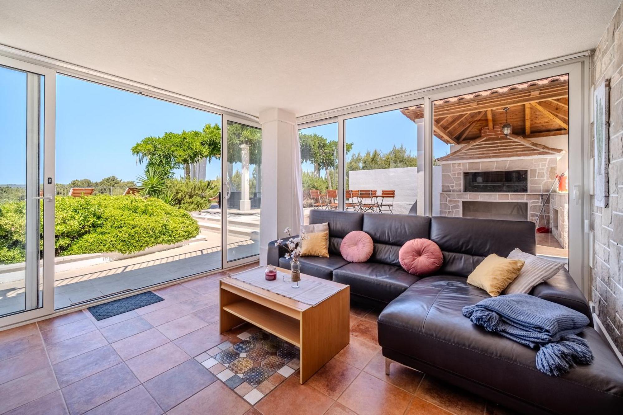 Villa Julia With Heated Pool, Ideal For Large Groups Milna (Brac) Exterior foto